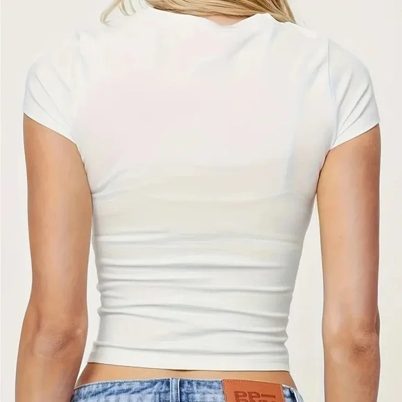 I’m Literally Just A Girl 🐀 Crop Top - Picture 3 of 8